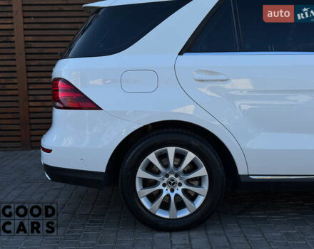 Белый Мерседес ГЛЕ-Класс, объемом двигателя 2.14 л и пробегом 131 тыс. км за 37000 $, фото 15 на Automoto.ua