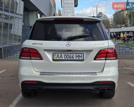 Белый Мерседес ГЛЕ-Класс, объемом двигателя 3 л и пробегом 147 тыс. км за 38500 $, фото 5 на Automoto.ua