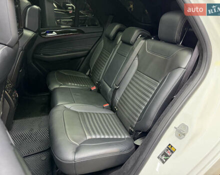 Білий Мерседес ГЛЕ-Клас, об'ємом двигуна 3 л та пробігом 82 тис. км за 40900 $, фото 21 на Automoto.ua