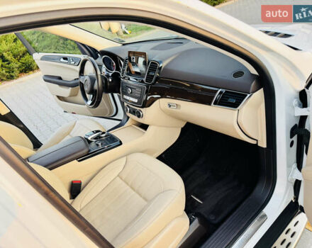 Белый Мерседес ГЛЕ-Класс, объемом двигателя 3 л и пробегом 76 тыс. км за 33300 $, фото 29 на Automoto.ua