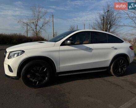 Білий Мерседес ГЛЕ-Клас, об'ємом двигуна 3 л та пробігом 153 тис. км за 39500 $, фото 10 на Automoto.ua