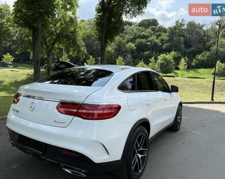Белый Мерседес ГЛЕ-Класс, объемом двигателя 3 л и пробегом 69 тыс. км за 54900 $, фото 2 на Automoto.ua