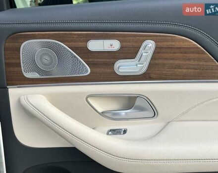 Мерседес ГЛЕ-Класс 2019 в Ровно на Automoto.ua Белый Мерседес ГЛЕ-Класс, объемом двигателя 1.95 л и пробегом 50 тыс. км за 65000 $, фото 105 на Automoto.ua