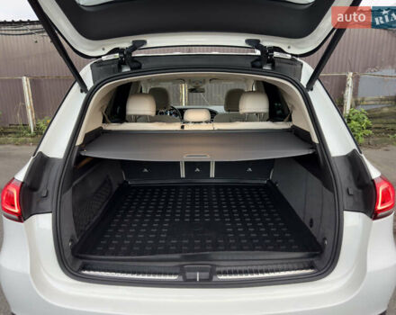 Мерседес ГЛЕ-Класс 2019 в Киеве на Automoto.ua Белый Мерседес ГЛЕ-Класс, объемом двигателя 1.99 л и пробегом 81 тыс. км за 45700 $, фото 61 на Automoto.ua