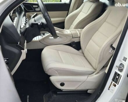 Белый Мерседес ГЛЕ-Класс, объемом двигателя 2 л и пробегом 133 тыс. км за 58900 $, фото 9 на Automoto.ua