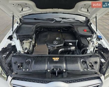 Белый Мерседес ГЛЕ-Класс, объемом двигателя 2 л и пробегом 120 тыс. км за 51800 $, фото 1 на Automoto.ua