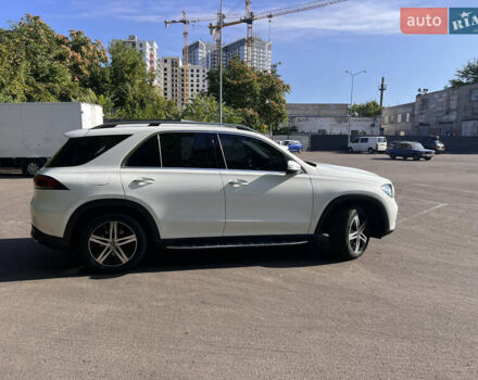Мерседес ГЛЕ-Класс 2019 в Одессе на Automoto.ua Белый Мерседес ГЛЕ-Класс, объемом двигателя 1.95 л и пробегом 160 тыс. км за 50500 $, фото 17 на Automoto.ua