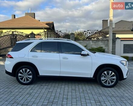 Мерседес ГЛЕ-Класс 2019 в Ровно на Automoto.ua Белый Мерседес ГЛЕ-Класс, объемом двигателя 1.95 л и пробегом 50 тыс. км за 65000 $, фото 30 на Automoto.ua
