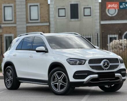 Белый Мерседес ГЛЕ-Класс, объемом двигателя 1.95 л и пробегом 75 тыс. км за 58900 $, фото 40 на Automoto.ua