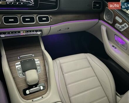 Мерседес ГЛЕ-Класс 2019 в Ровно на Automoto.ua Белый Мерседес ГЛЕ-Класс, объемом двигателя 1.95 л и пробегом 50 тыс. км за 65000 $, фото 97 на Automoto.ua