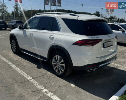 Белый Мерседес ГЛЕ-Класс, объемом двигателя 1.99 л и пробегом 49 тыс. км за 51000 $, фото 3 на Automoto.ua