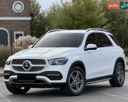 Белый Мерседес ГЛЕ-Класс, объемом двигателя 1.95 л и пробегом 75 тыс. км за 58900 $, фото 2 на Automoto.ua