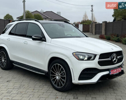 Белый Мерседес ГЛЕ-Класс, объемом двигателя 1.99 л и пробегом 111 тыс. км за 48880 $, фото 3 на Automoto.ua