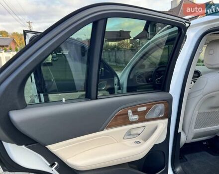 Мерседес ГЛЕ-Класс 2019 в Ровно на Automoto.ua Белый Мерседес ГЛЕ-Класс, объемом двигателя 1.95 л и пробегом 50 тыс. км за 65000 $, фото 78 на Automoto.ua