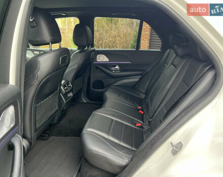 Белый Мерседес ГЛЕ-Класс, объемом двигателя 1.99 л и пробегом 111 тыс. км за 48880 $, фото 29 на Automoto.ua