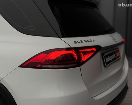 Білий Мерседес ГЛЕ-Клас, об'ємом двигуна 2 л та пробігом 192 тис. км за 49490 $, фото 7 на Automoto.ua