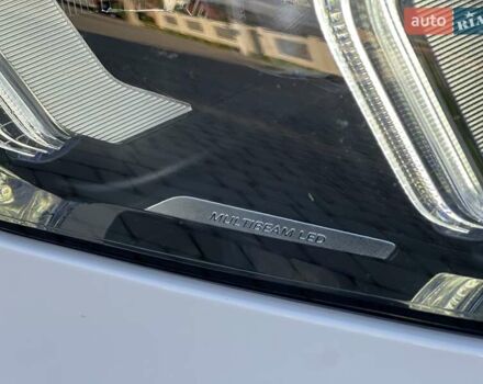 Мерседес ГЛЕ-Класс 2019 в Ровно на Automoto.ua Белый Мерседес ГЛЕ-Класс, объемом двигателя 1.95 л и пробегом 50 тыс. км за 65000 $, фото 9 на Automoto.ua