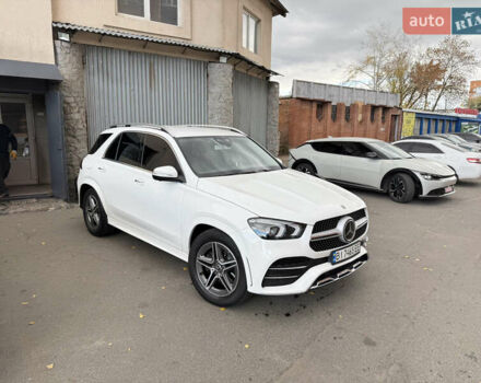 Мерседес ГЛЕ-Класс 2019 в Полтаве на Automoto.ua Белый Мерседес ГЛЕ-Класс, объемом двигателя 1.95 л и пробегом 82 тыс. км за 53000 $, фото 2 на Automoto.ua