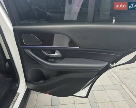 Белый Мерседес ГЛЕ-Класс, объемом двигателя 2 л и пробегом 120 тыс. км за 51800 $, фото 18 на Automoto.ua