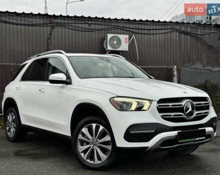 Мерседес ГЛЕ-Класс 2019 в Киеве на Automoto.ua Белый Мерседес ГЛЕ-Класс, объемом двигателя 1.99 л и пробегом 81 тыс. км за 45700 $, фото 13 на Automoto.ua