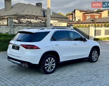 Мерседес ГЛЕ-Класс 2019 в Ровно на Automoto.ua Белый Мерседес ГЛЕ-Класс, объемом двигателя 1.95 л и пробегом 50 тыс. км за 65000 $, фото 28 на Automoto.ua