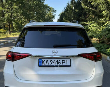 Белый Мерседес ГЛЕ-Класс, объемом двигателя 1.95 л и пробегом 103 тыс. км за 75500 $, фото 1 на Automoto.ua