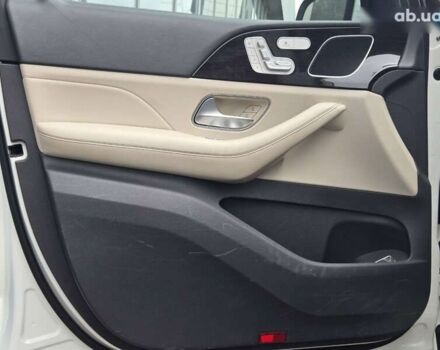 Белый Мерседес ГЛЕ-Класс, объемом двигателя 2 л и пробегом 133 тыс. км за 58900 $, фото 16 на Automoto.ua