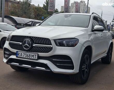 Белый Мерседес ГЛЕ-Класс, объемом двигателя 2 л и пробегом 133 тыс. км за 58900 $, фото 1 на Automoto.ua