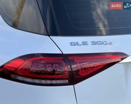 Мерседес ГЛЕ-Класс 2019 в Ровно на Automoto.ua Белый Мерседес ГЛЕ-Класс, объемом двигателя 1.95 л и пробегом 50 тыс. км за 65000 $, фото 26 на Automoto.ua