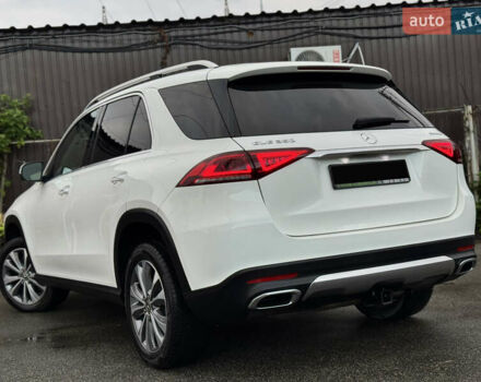 Мерседес ГЛЕ-Класс 2019 в Киеве на Automoto.ua Белый Мерседес ГЛЕ-Класс, объемом двигателя 1.99 л и пробегом 81 тыс. км за 45700 $, фото 29 на Automoto.ua