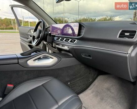 Белый Мерседес ГЛЕ-Класс, объемом двигателя 1.95 л и пробегом 75 тыс. км за 58900 $, фото 76 на Automoto.ua