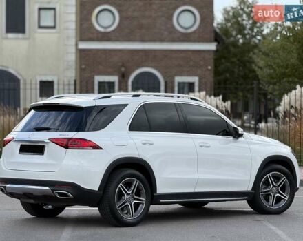 Белый Мерседес ГЛЕ-Класс, объемом двигателя 1.95 л и пробегом 75 тыс. км за 58900 $, фото 28 на Automoto.ua