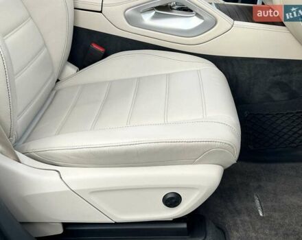 Мерседес ГЛЕ-Класс 2019 в Ровно на Automoto.ua Белый Мерседес ГЛЕ-Класс, объемом двигателя 1.95 л и пробегом 50 тыс. км за 65000 $, фото 90 на Automoto.ua
