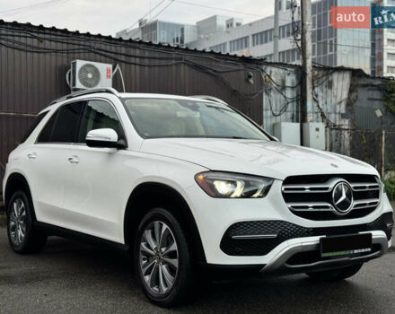 Мерседес ГЛЕ-Класс 2019 в Киеве на Automoto.ua Белый Мерседес ГЛЕ-Класс, объемом двигателя 1.99 л и пробегом 81 тыс. км за 45700 $, фото 37 на Automoto.ua