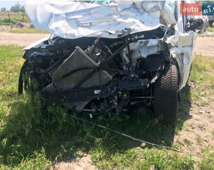 Белый Мерседес ГЛЕ-Класс, объемом двигателя 1.95 л и пробегом 5 тыс. км за 19595 $, фото 4 на Automoto.ua