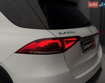 Білий Мерседес ГЛЕ-Клас, об'ємом двигуна 2 л та пробігом 192 тис. км за 49490 $, фото 7 на Automoto.ua