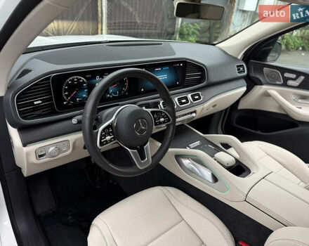 Мерседес ГЛЕ-Класс 2019 в Киеве на Automoto.ua Белый Мерседес ГЛЕ-Класс, объемом двигателя 1.99 л и пробегом 81 тыс. км за 45700 $, фото 51 на Automoto.ua