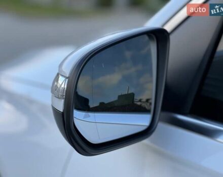 Мерседес ГЛЕ-Класс 2019 в Ровно на Automoto.ua Белый Мерседес ГЛЕ-Класс, объемом двигателя 1.95 л и пробегом 50 тыс. км за 65000 $, фото 16 на Automoto.ua