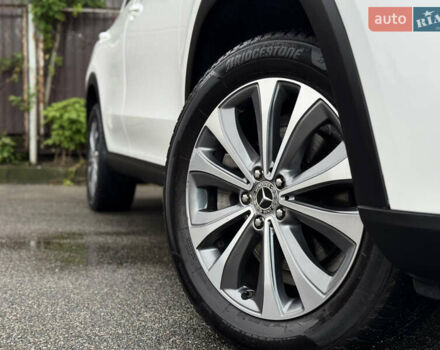 Мерседес ГЛЕ-Класс 2019 в Киеве на Automoto.ua Белый Мерседес ГЛЕ-Класс, объемом двигателя 1.99 л и пробегом 81 тыс. км за 45700 $, фото 17 на Automoto.ua