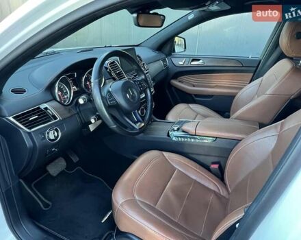Белый Мерседес ГЛЕ-Класс, объемом двигателя 3 л и пробегом 119 тыс. км за 49000 $, фото 17 на Automoto.ua
