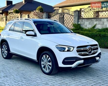 Мерседес ГЛЕ-Класс 2019 в Ровно на Automoto.ua Белый Мерседес ГЛЕ-Класс, объемом двигателя 1.95 л и пробегом 50 тыс. км за 65000 $, фото 1 на Automoto.ua