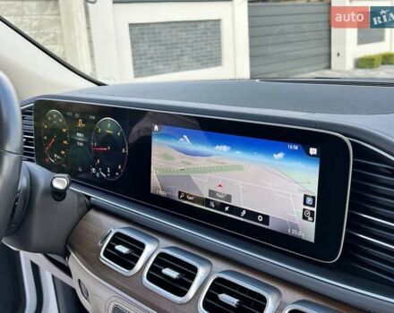 Мерседес ГЛЕ-Класс 2019 в Ровно на Automoto.ua Белый Мерседес ГЛЕ-Класс, объемом двигателя 1.95 л и пробегом 50 тыс. км за 65000 $, фото 100 на Automoto.ua