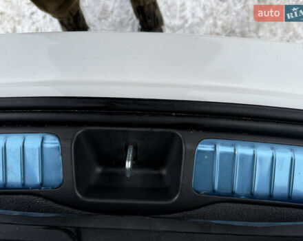 Белый Мерседес ГЛЕ-Класс, объемом двигателя 1.95 л и пробегом 191 тыс. км за 48000 $, фото 8 на Automoto.ua