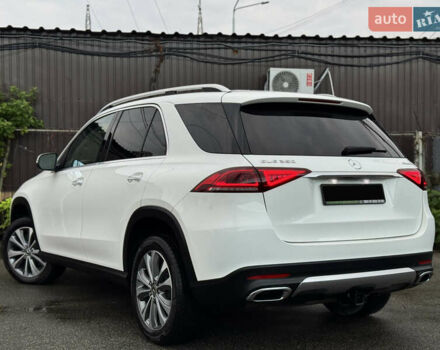 Мерседес ГЛЕ-Класс 2019 в Киеве на Automoto.ua Белый Мерседес ГЛЕ-Класс, объемом двигателя 1.99 л и пробегом 81 тыс. км за 45700 $, фото 27 на Automoto.ua