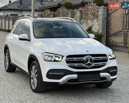Мерседес ГЛЕ-Класс 2019 в Ровно на Automoto.ua Белый Мерседес ГЛЕ-Класс, объемом двигателя 1.95 л и пробегом 50 тыс. км за 65000 $, фото 132 на Automoto.ua
