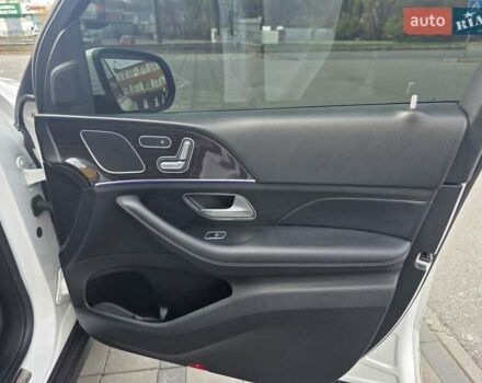 Белый Мерседес ГЛЕ-Класс, объемом двигателя 2 л и пробегом 120 тыс. км за 51800 $, фото 15 на Automoto.ua