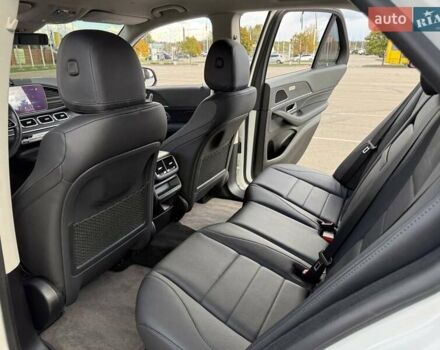 Белый Мерседес ГЛЕ-Класс, объемом двигателя 1.95 л и пробегом 75 тыс. км за 58900 $, фото 50 на Automoto.ua