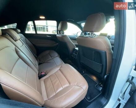 Белый Мерседес ГЛЕ-Класс, объемом двигателя 3 л и пробегом 119 тыс. км за 49000 $, фото 12 на Automoto.ua