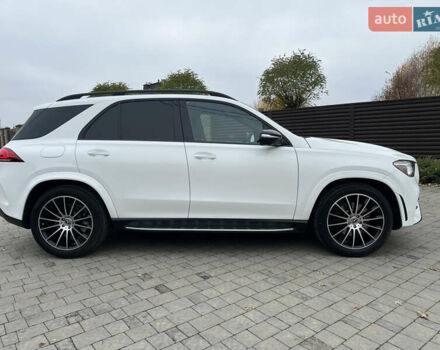 Белый Мерседес ГЛЕ-Класс, объемом двигателя 1.99 л и пробегом 111 тыс. км за 48880 $, фото 7 на Automoto.ua