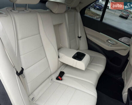 Мерседес ГЛЕ-Класс 2019 в Киеве на Automoto.ua Белый Мерседес ГЛЕ-Класс, объемом двигателя 1.99 л и пробегом 81 тыс. км за 45700 $, фото 69 на Automoto.ua